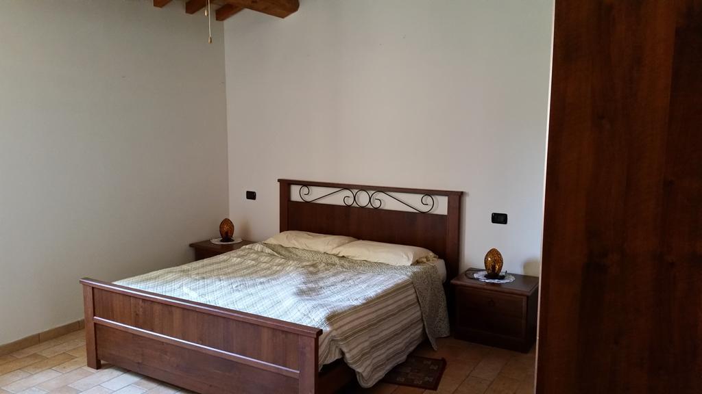 Ferienwohnung La Panoramica Avenale Zimmer foto